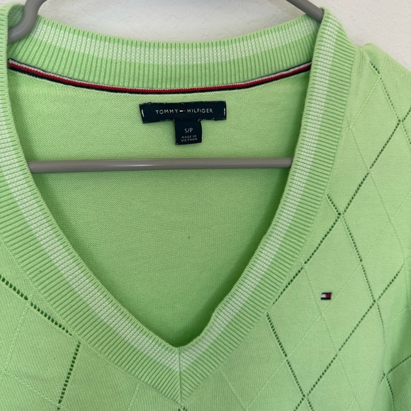 Tommy Hilfiger Women’s Lime Green Golf Long Sleeve Sweater Top Small - Picture 3 of 3